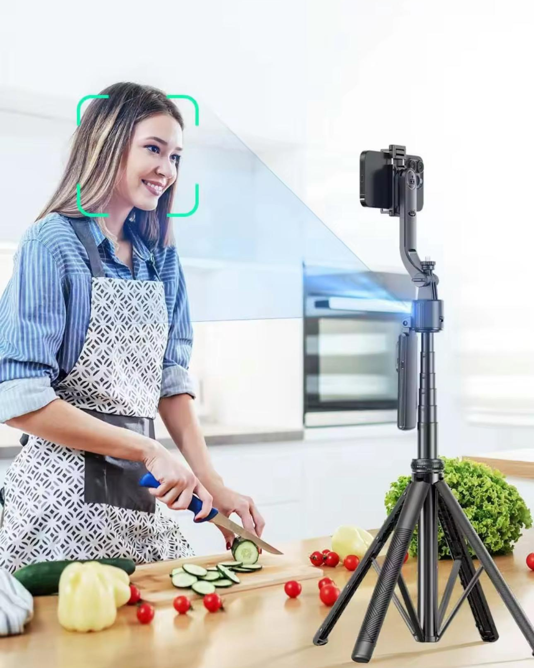 TRÍPODE  C17 CON SEGUIMIENTO FACIAL   “Tu camarógrafo personal 24/7”